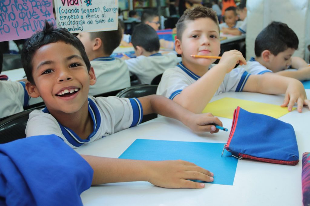 Fundación Rodrigo Arroyave apoya la Escuela Creadores